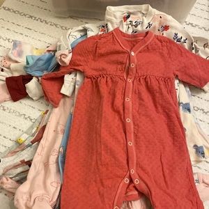 Bundle of 15 onesies in excellent condition